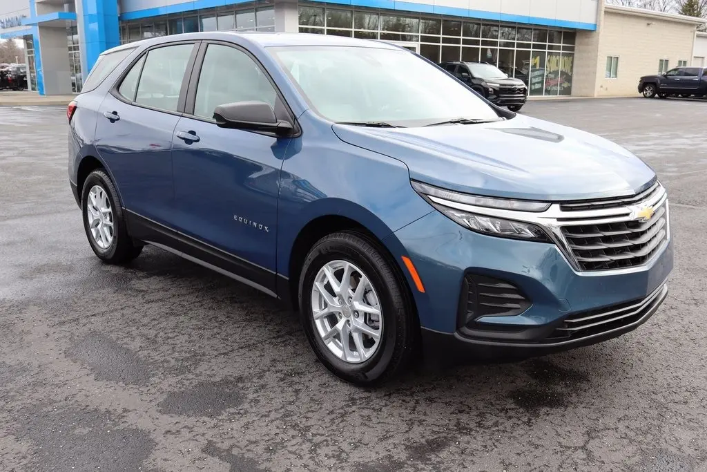 Used 2024 Chevrolet Equinox LS with VIN 3GNAXHEG3RL151703 for sale in Atwater, OH