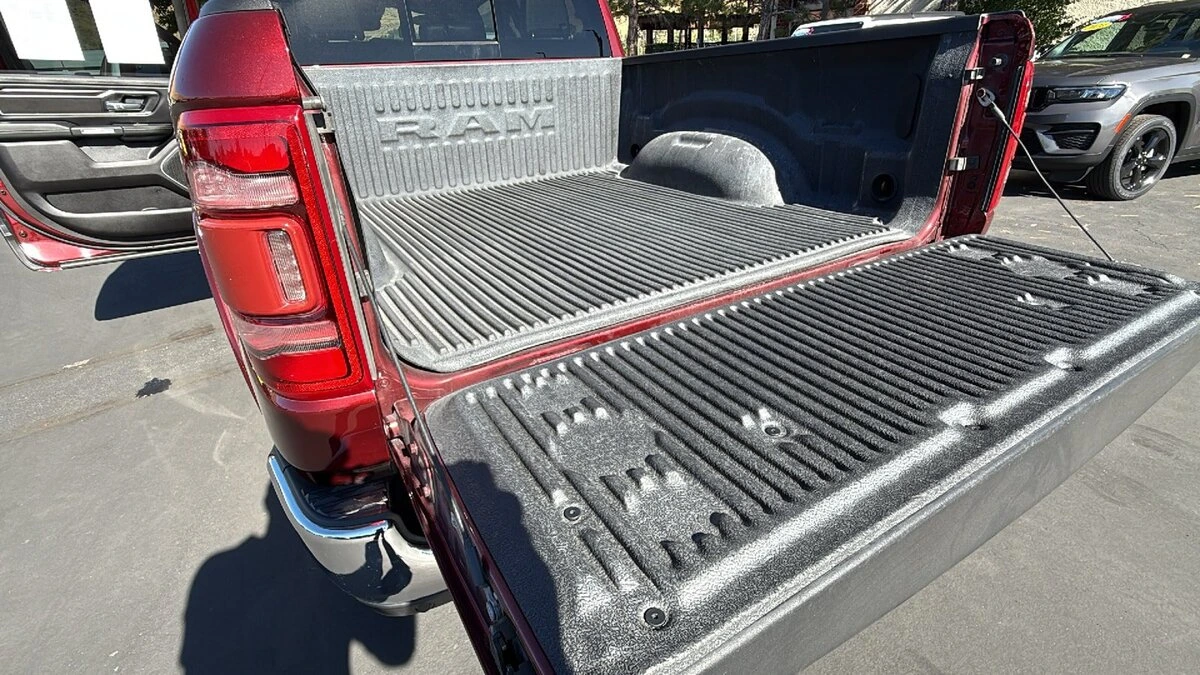 2022 RAM Ram 1500 Pickup Laramie - Photo 27