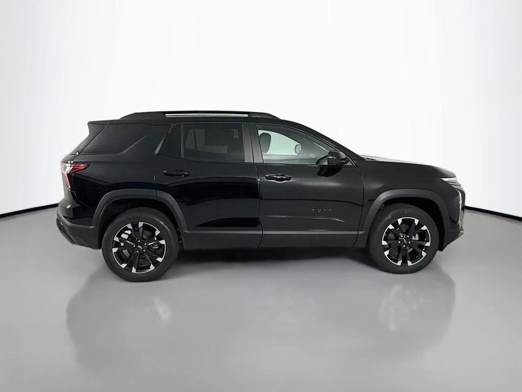 2027 Chevrolet Equinox RS - Photo 8