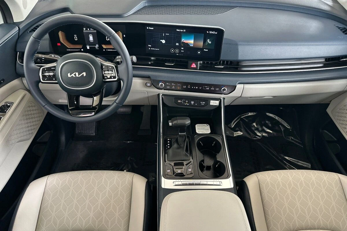 2026 Kia Carnival EX - Photo 13