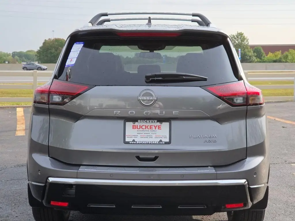 2026 Nissan Rogue Platinum photo 26