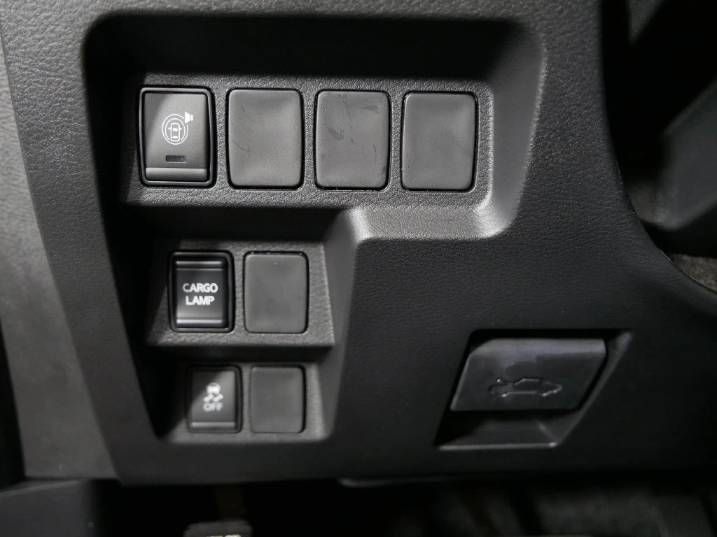 2026 Nissan Frontier SV - Photo 24