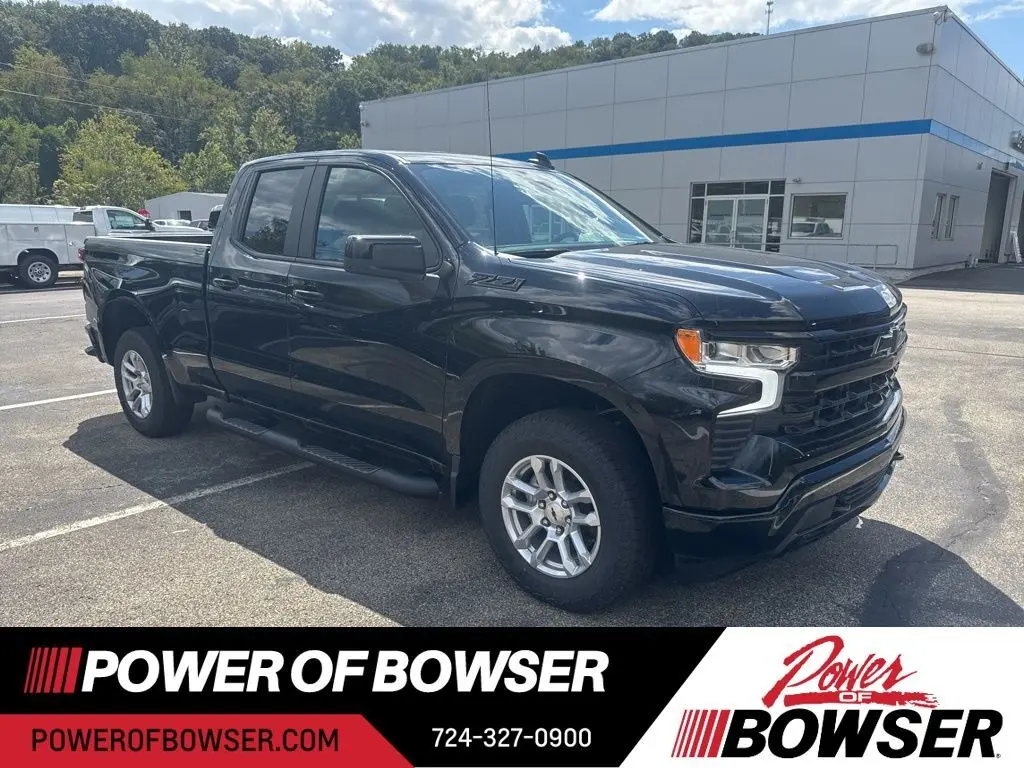 2026 Chevrolet Silverado 1500 RST photo 3