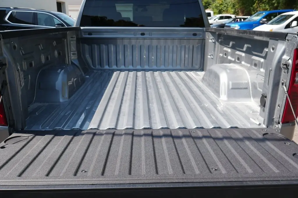 2026 Chevrolet Silverado LT photo 25