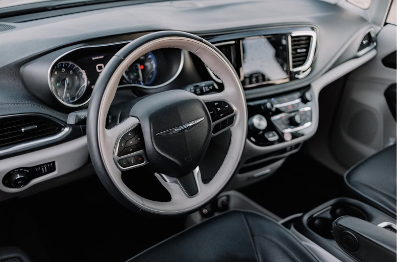 Tackle power window problems in your Chrysler easily. Learn when to fix it yourself and when to explore the cars for sale at Pella Motors.