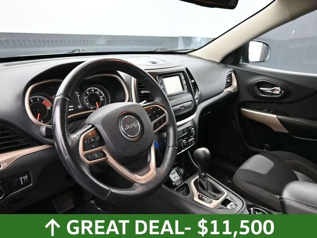 2017 Jeep Cherokee Altitude photo 13