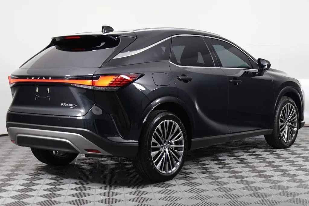 2025 Lexus RX 450h+ Luxury photo 2