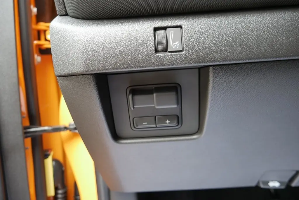 2026 Chevrolet Colorado Z71 photo 11