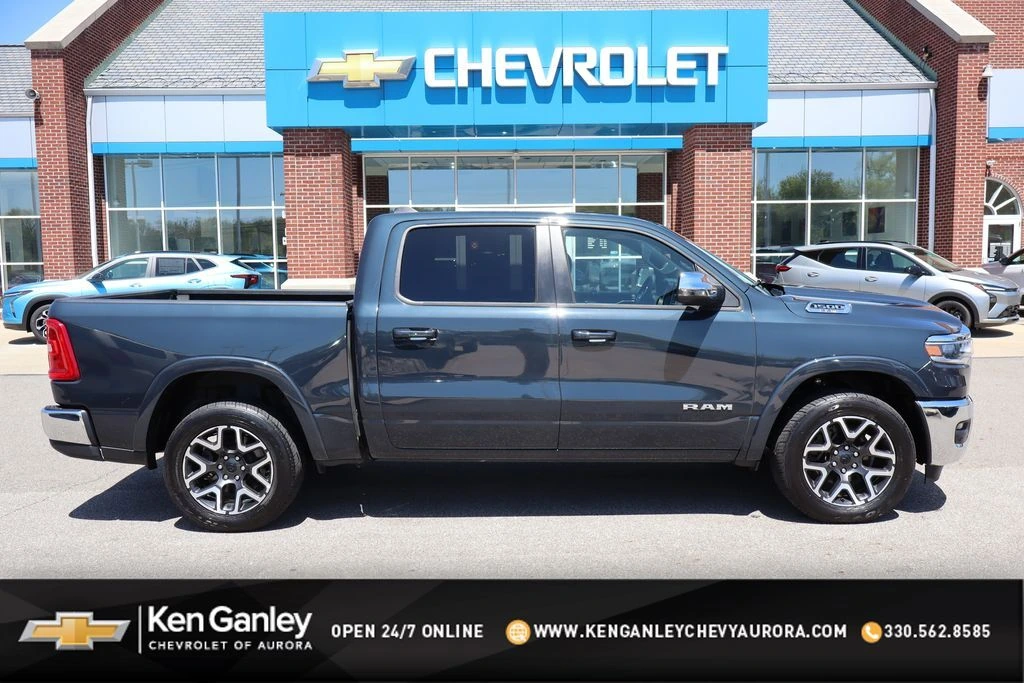 2025 RAM 1500 Laramie 4x4 Crew Cab 5'7's photo