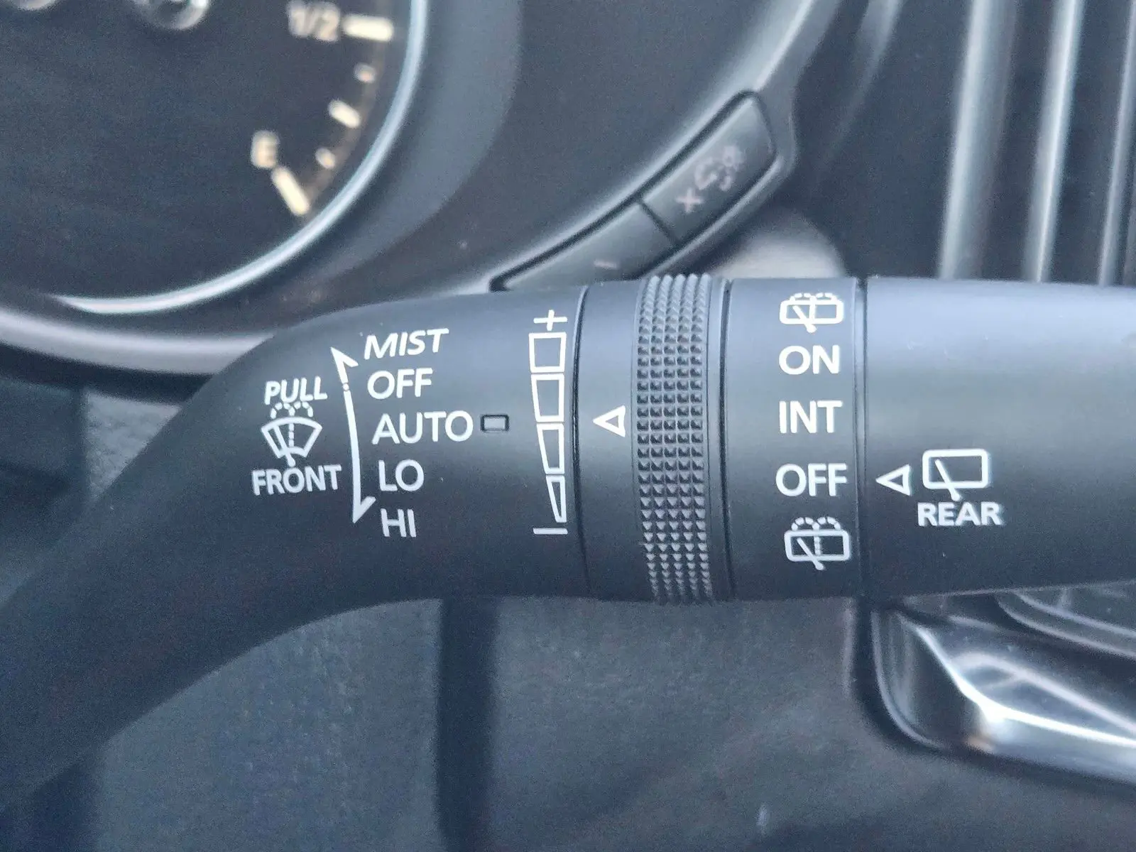 2025 Mazda CX-50 Premium Plus photo 24