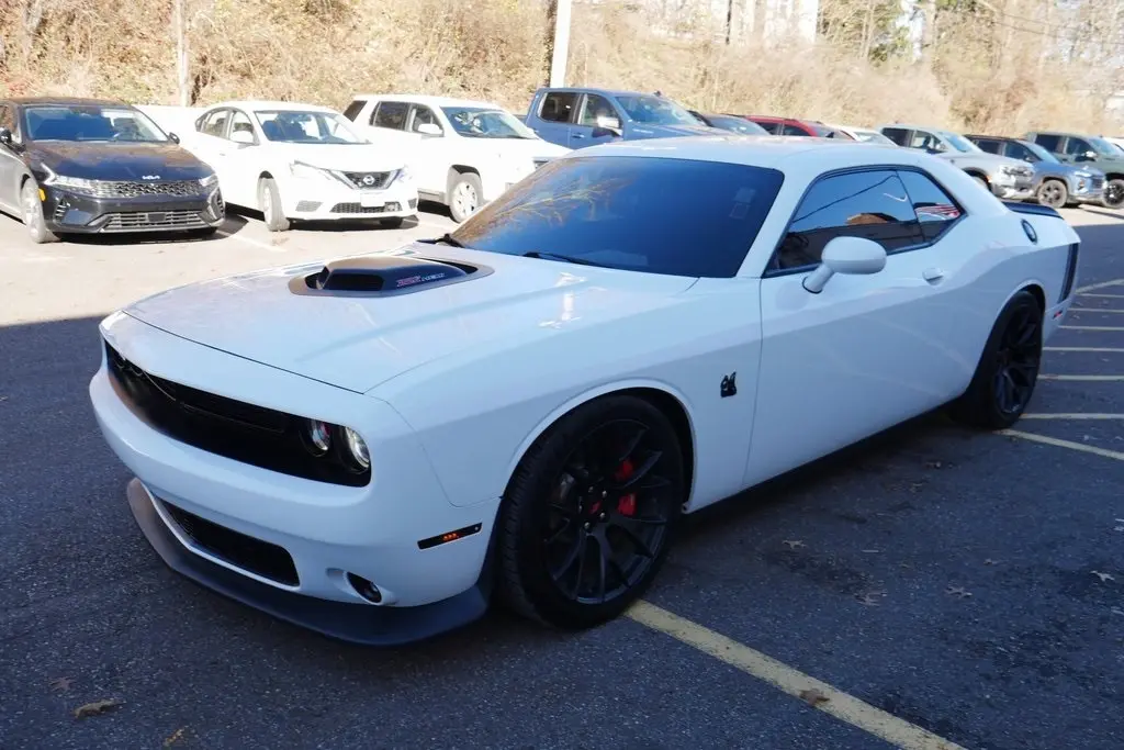2018 Dodge Challenger R/T 392 photo 4