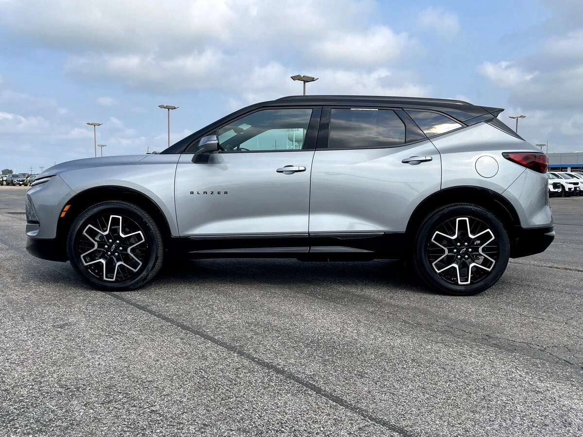 2023 Chevrolet Blazer RS - Photo 7
