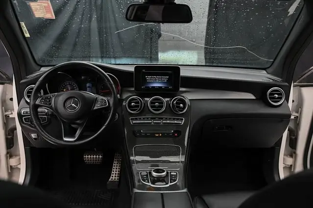 2019 Mercedes Benz GLC 43 AMG 4MATIC photo 19