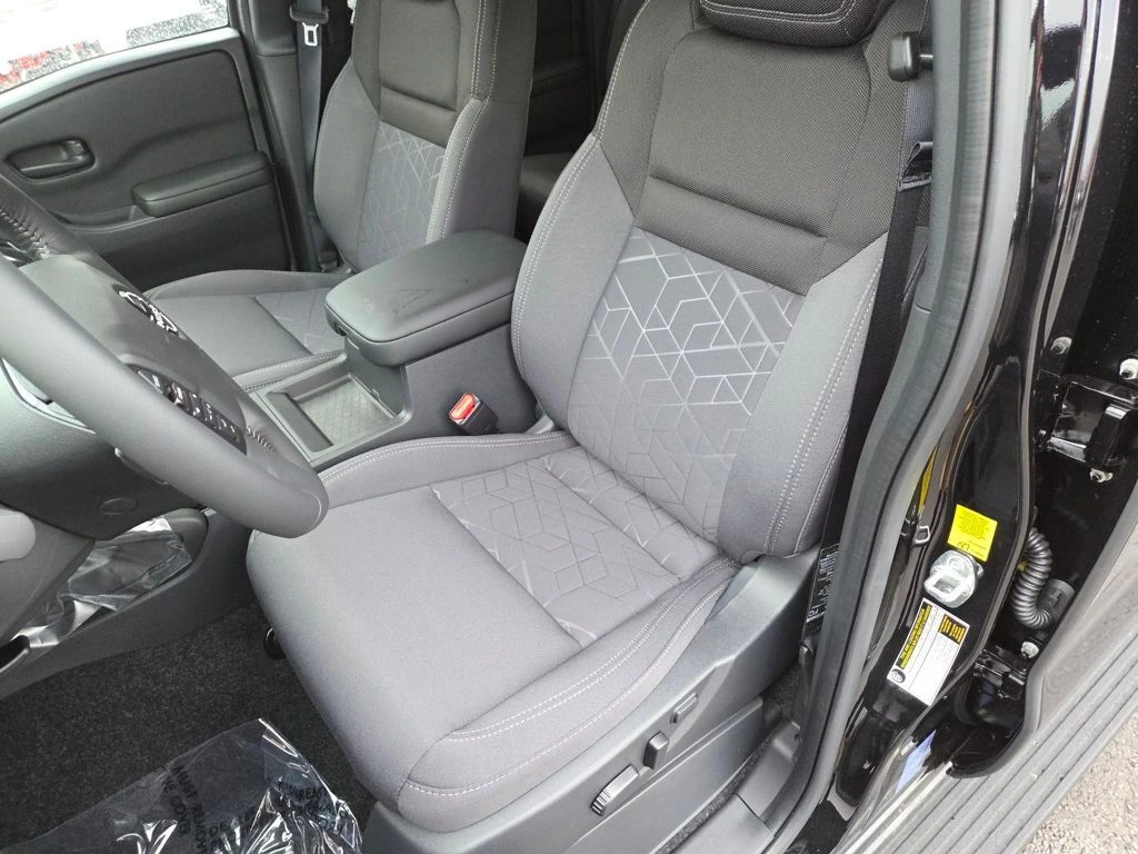 2026 Nissan Frontier SV - Photo 15