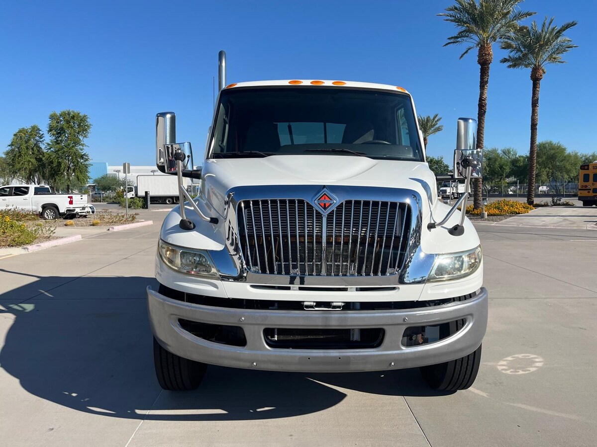 2020 International MV in Phoenix, AZ — photo 8