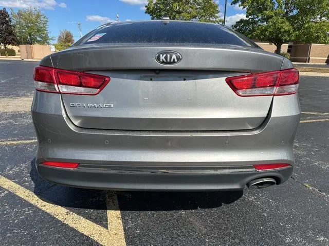 2018 Kia Optima LX photo 11