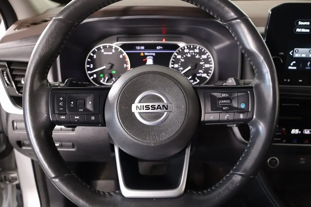 2021 Nissan Rogue SL photo 3