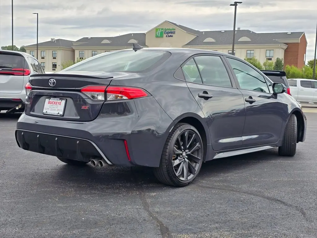 2024 Toyota Corolla SE photo 7