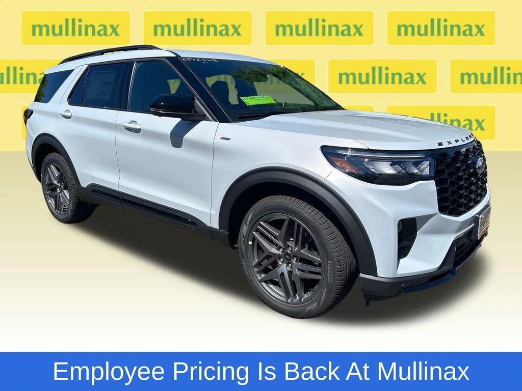 2026 Ford Explorer ST-LINE 4WD's photo