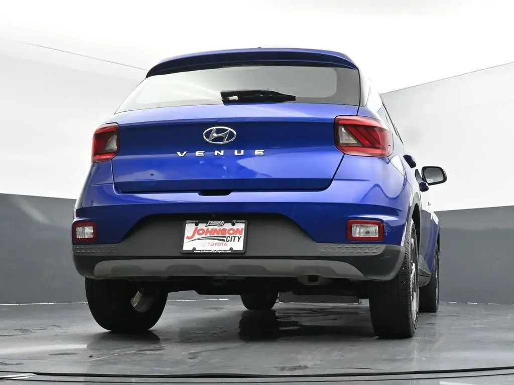 2021 Hyundai Venue SEL photo 41