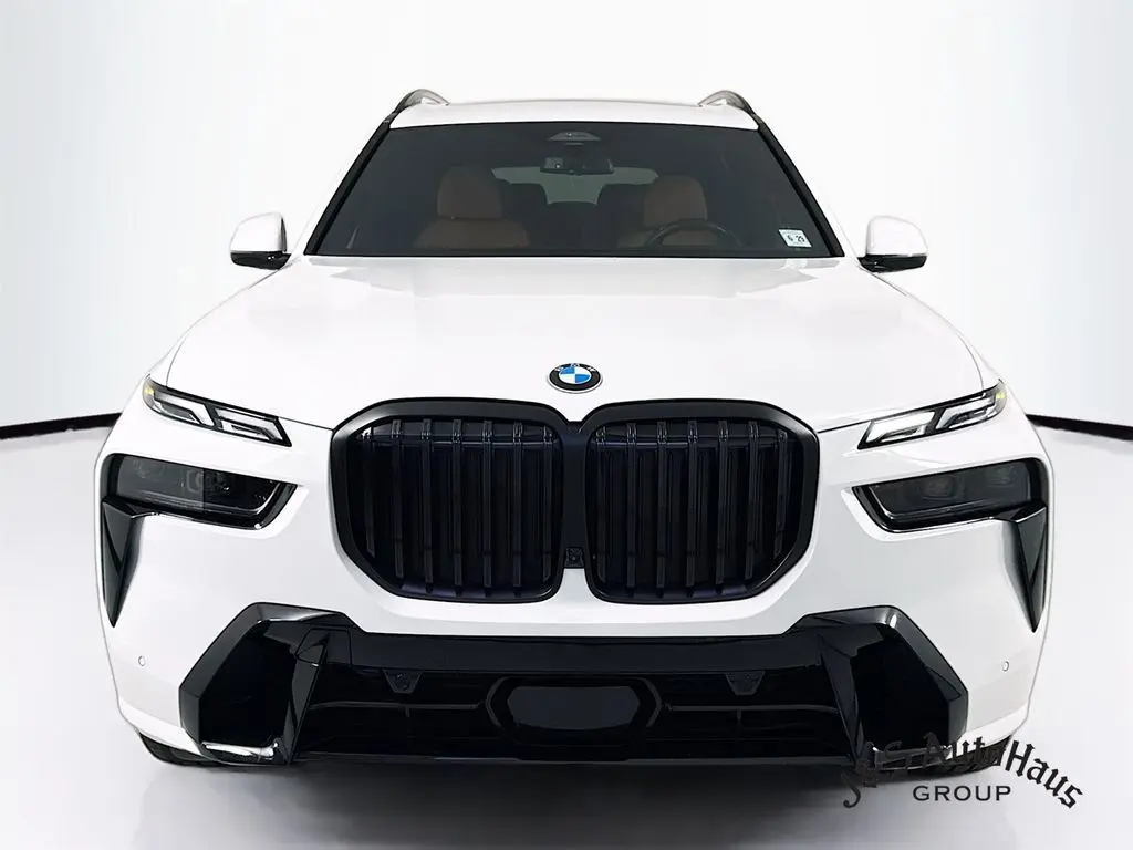 2024 Bmw X7 xDrive40i photo 2