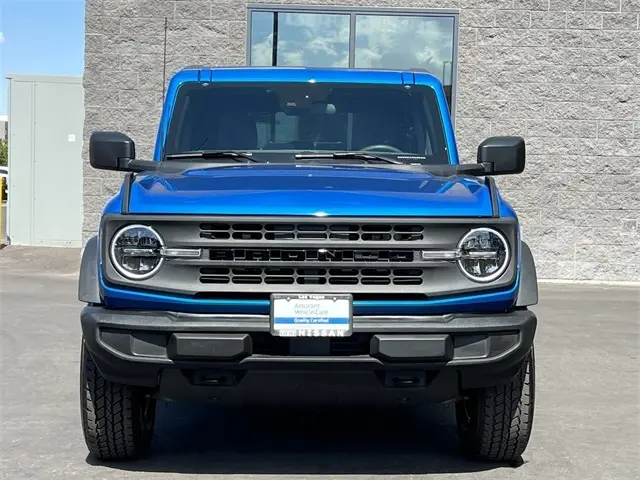 2023 Ford Bronco Base photo 9