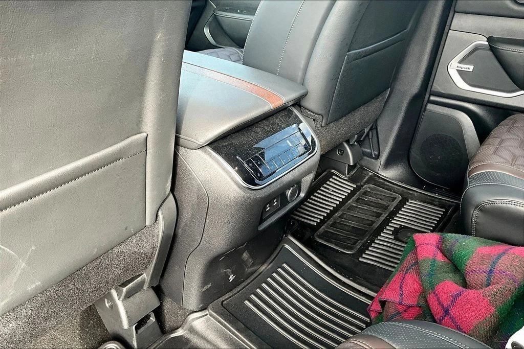 2025 Nissan Armada Platinum Reserve - Photo 10