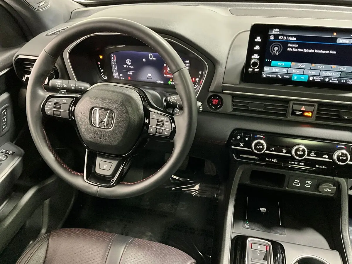 2025 Honda Pilot Black Edition photo 2