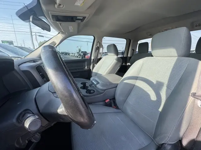 2018 Ram 1500 Express photo 18