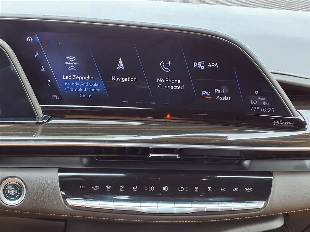 2023 Cadillac Escalade Premium Luxury photo 24