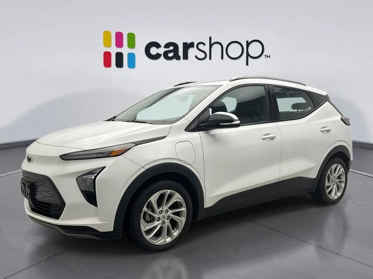 2022 Chevrolet Bolt EUV LT's photo
