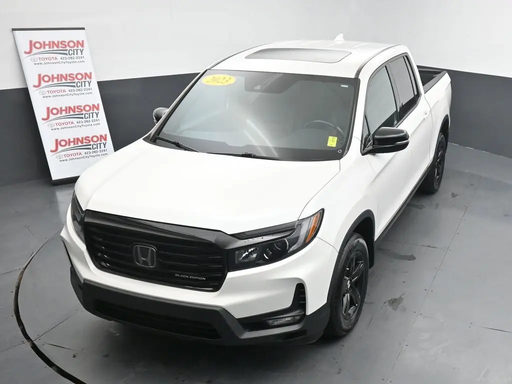 2023 Honda Ridgeline Black Edition photo 30