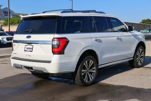 2021 Ford Expedition Platinum photo 3