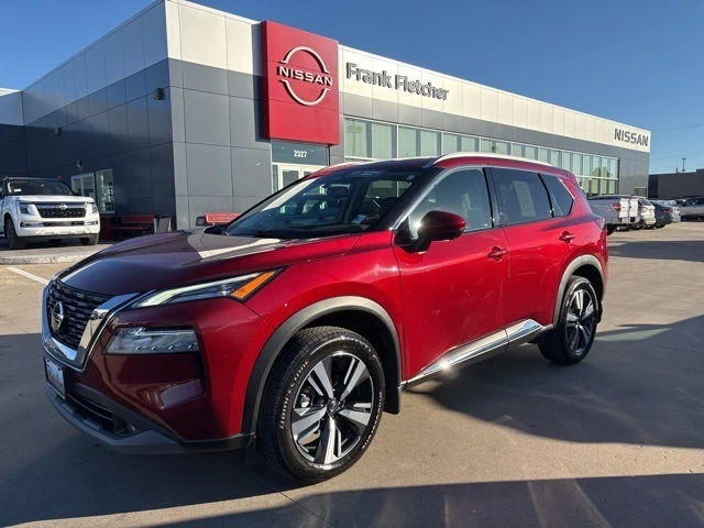 2021 Nissan Rogue SL's photo