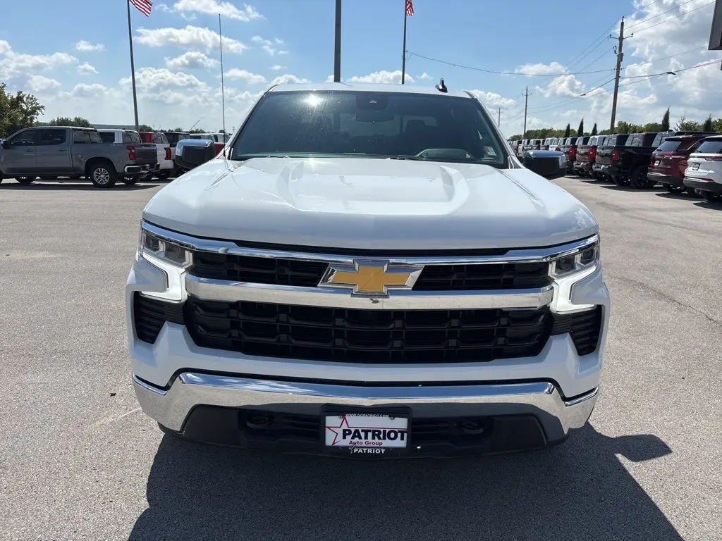 2023 Chevrolet Silverado 1500 LT1 photo 9