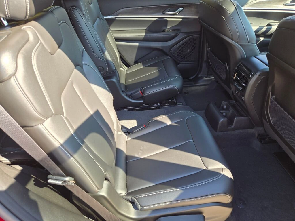 2025 Jeep Grand Cherokee L Limited - Photo 11