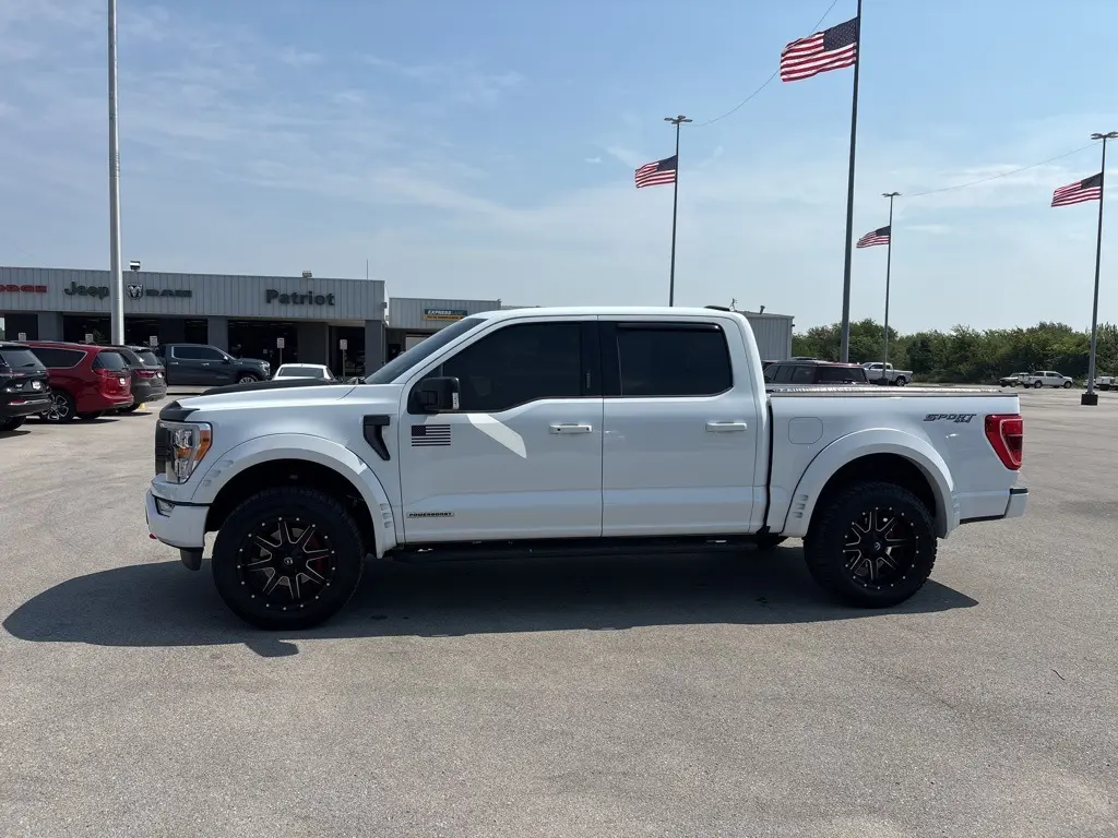 2022 Ford F-150 XLT photo 7