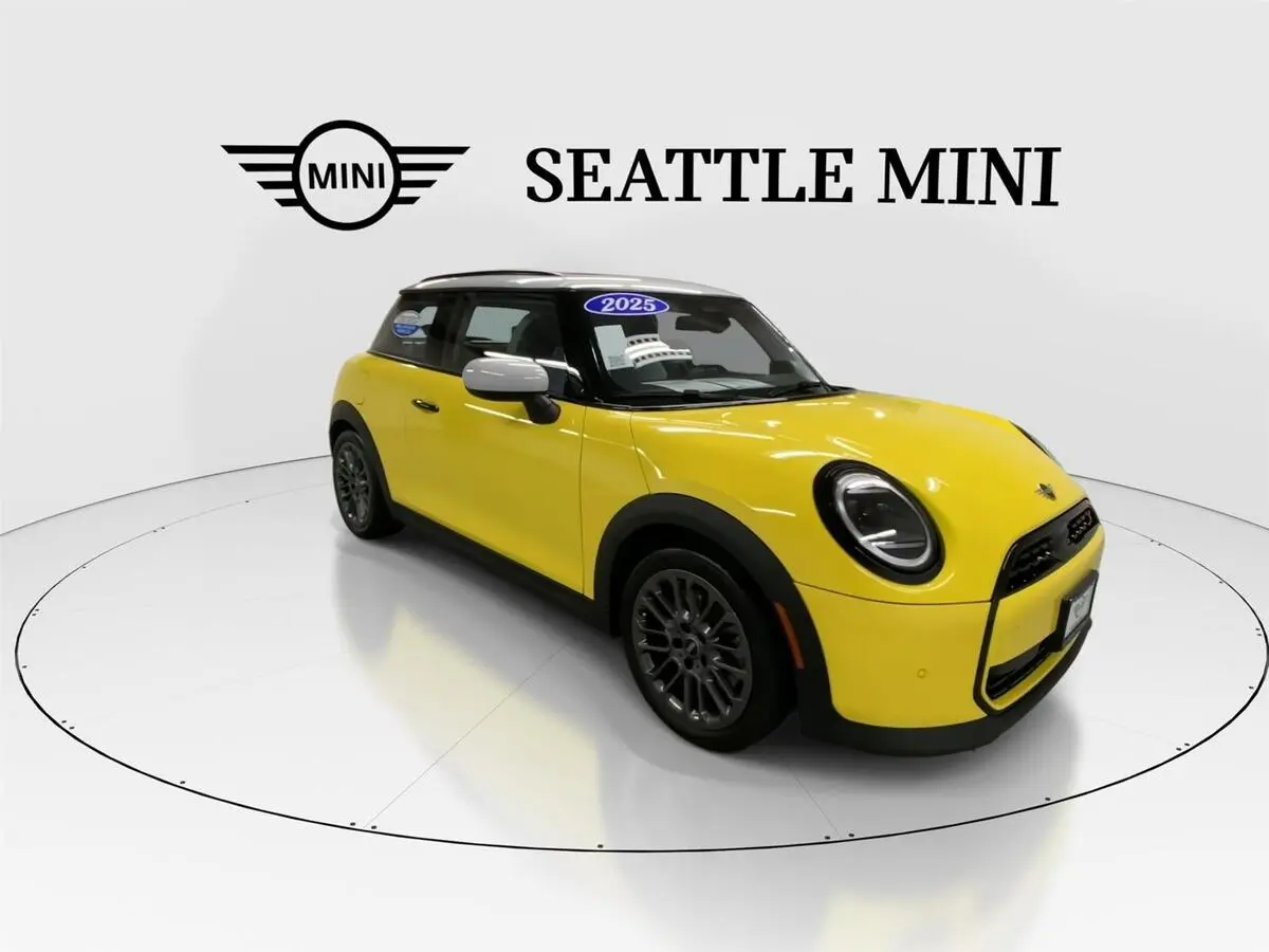 2025 Mini Cooper 2 Door Hardtop S photo 2