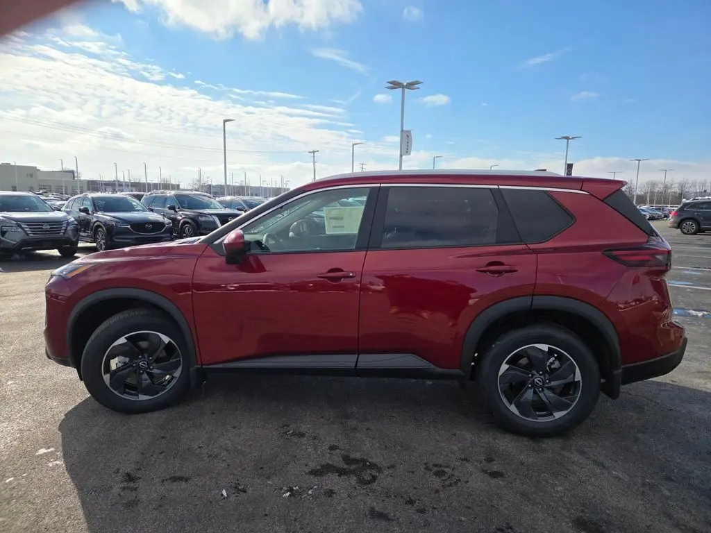 2026 Nissan Rogue SV photo 4