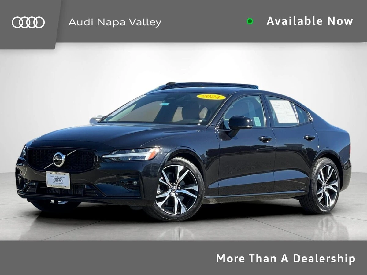 2024 Volvo S60 B5 Core Dark Theme's photo