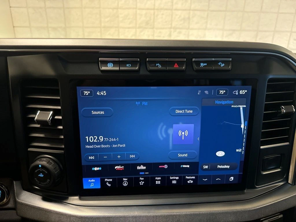 2024 Ford in Owned — photo 6