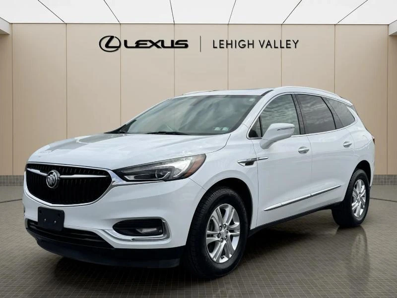 2018 Buick Enclave Essence AWD's photo