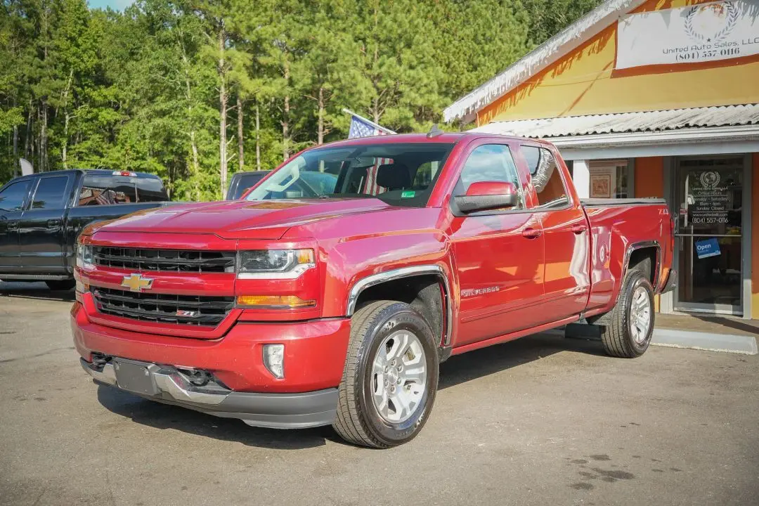 2018 Chevrolet Silverado 1500 Z71 LT photo 4