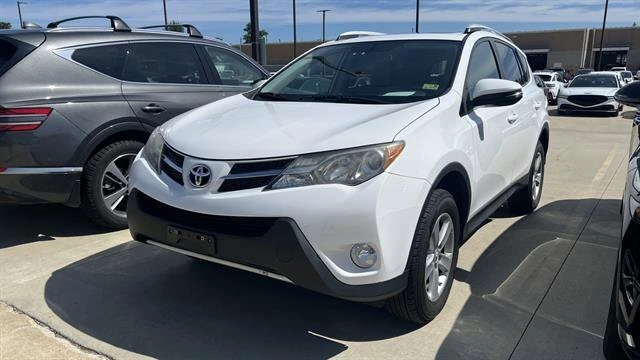 2014 Toyota RAV4 XLE AWD's photo