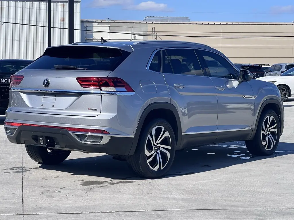 2020 Volkswagen Atlas Cross Sport V6 SEL Premium photo 7