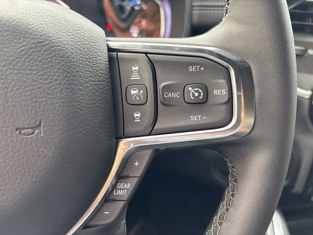 2025 Ram 2500 Laramie photo 19
