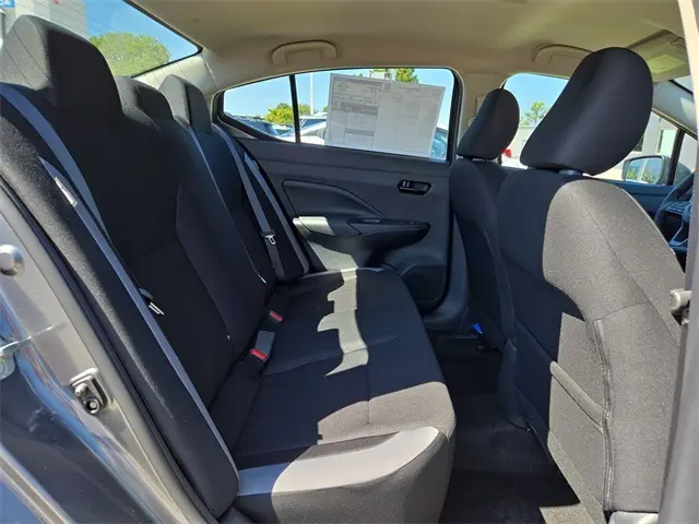2025 Nissan Versa 1.6 S photo 26