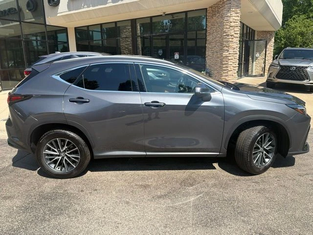 2025 Lexus NX 350 - Photo 8