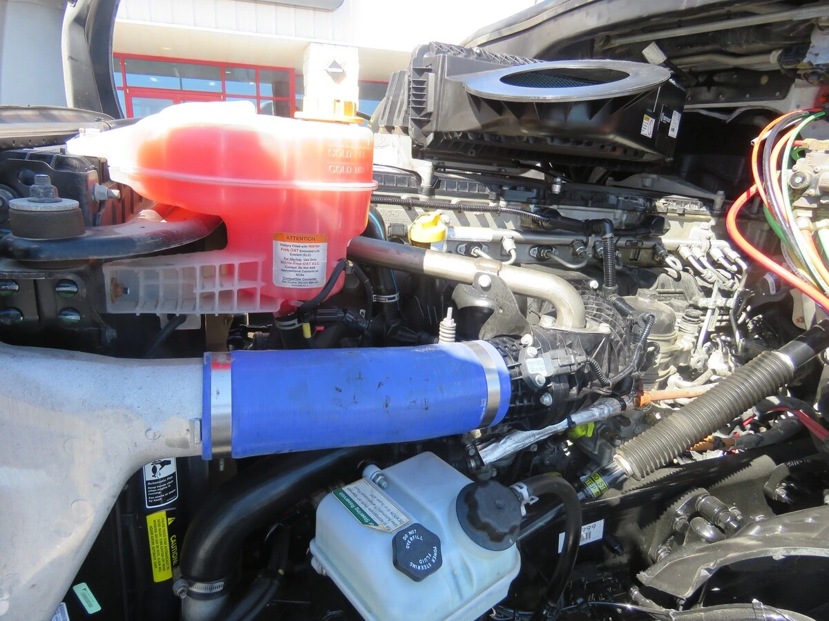 2024 Freightliner Cascadia - image 11