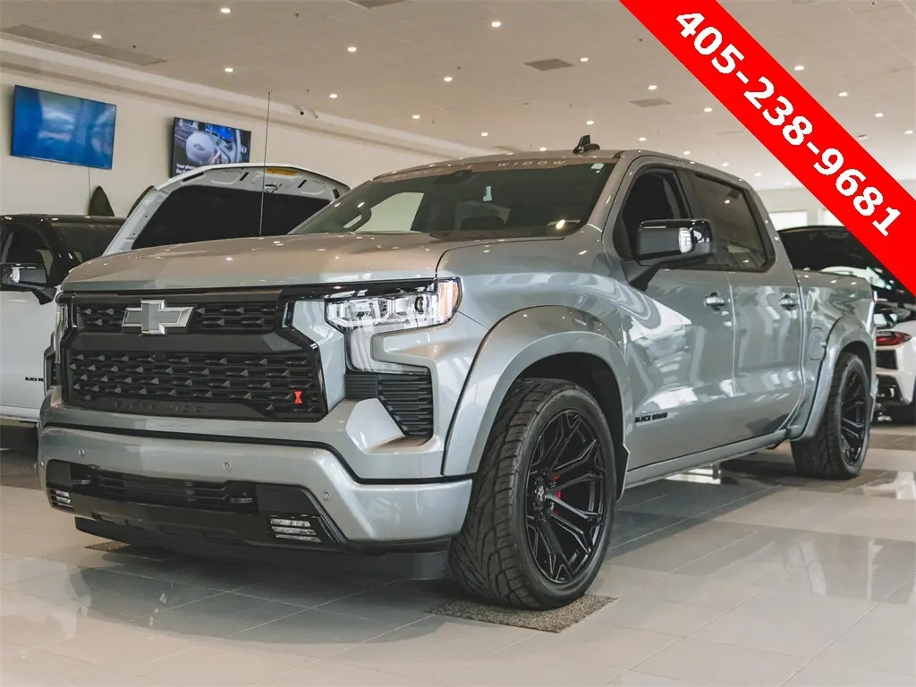 2025 Chevrolet Silverado 1500 RST photo 4